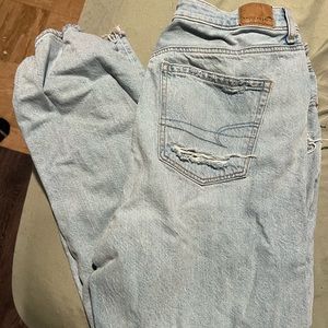 American Eagle Mom Jeans